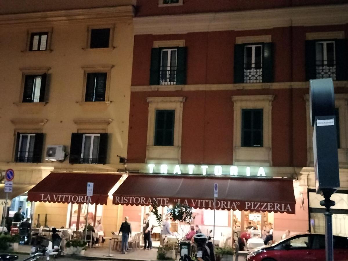 Nice Room In The Center Of Rom Exterior foto